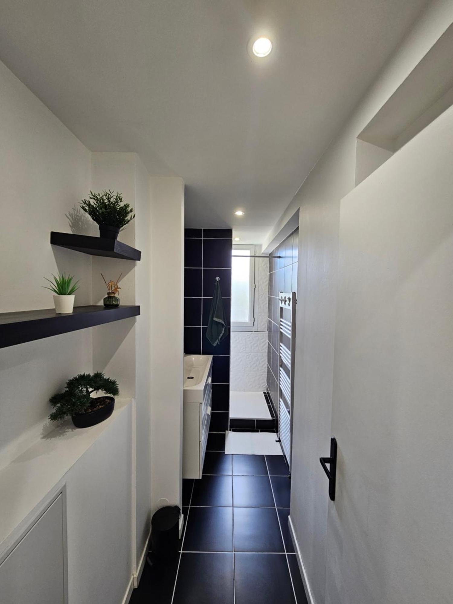 Charmant & Spacieux 3 Chambres - Mm Apartment - Lyon Grand Parilly Vénissieux Exteriör bild
