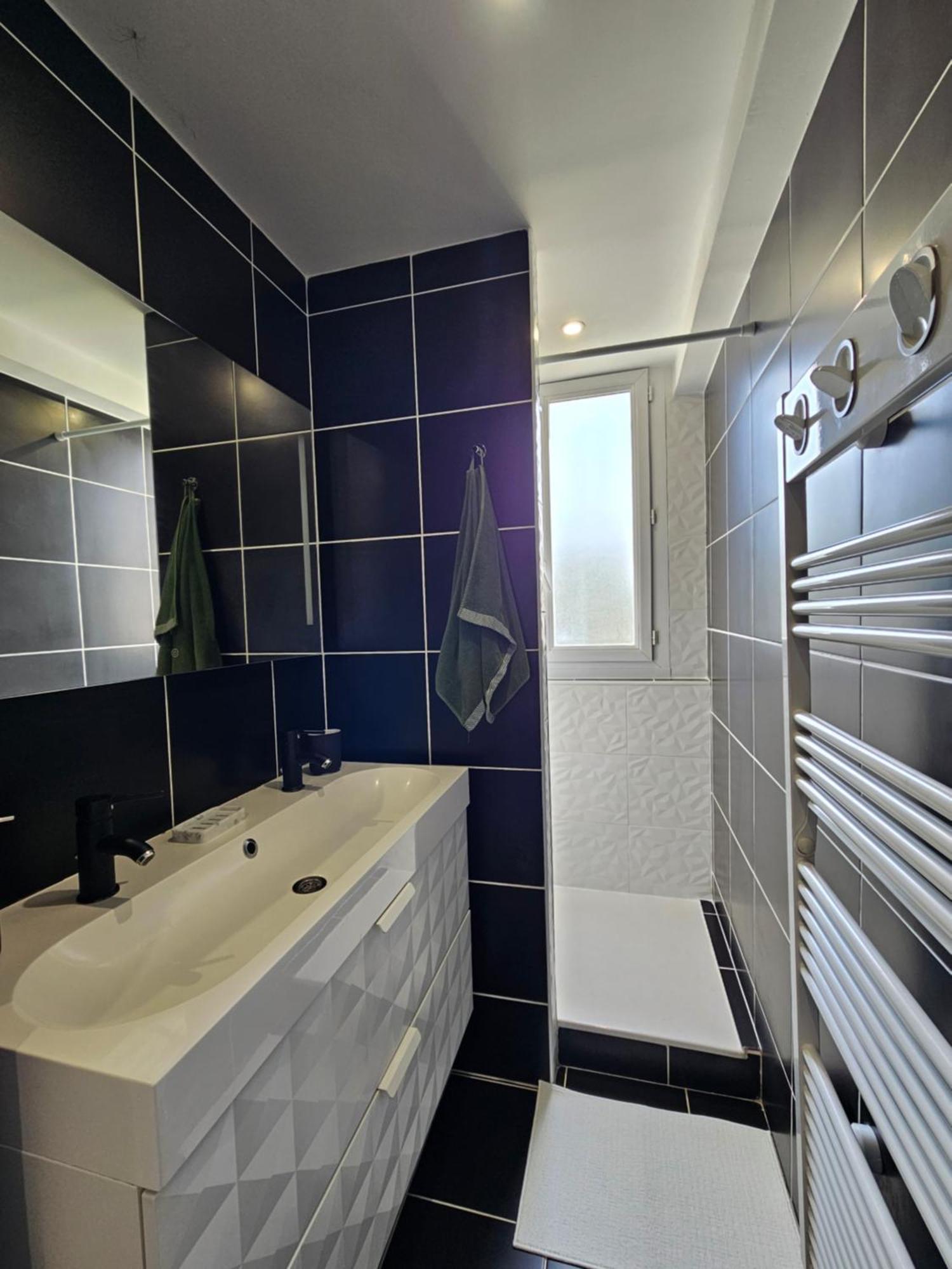 Charmant & Spacieux 3 Chambres - Mm Apartment - Lyon Grand Parilly Vénissieux Exteriör bild