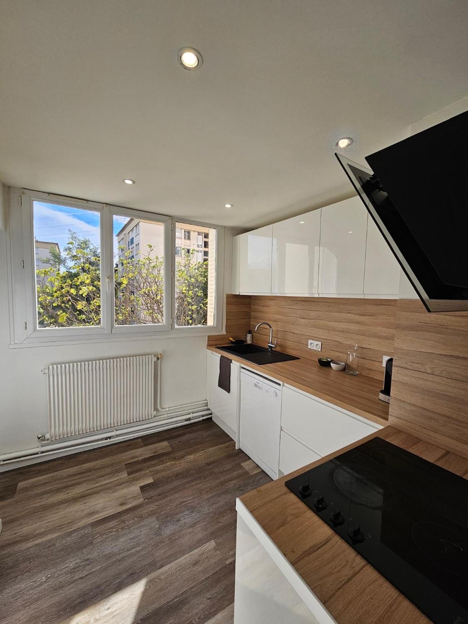 Charmant & Spacieux 3 Chambres - Mm Apartment - Lyon Grand Parilly Vénissieux Exteriör bild